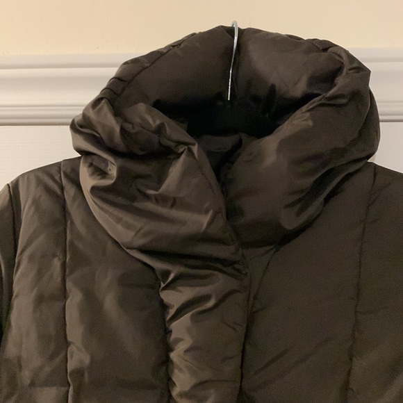 EUC Cole Haan down & feather filled puffer coat - Picture 2 of 8